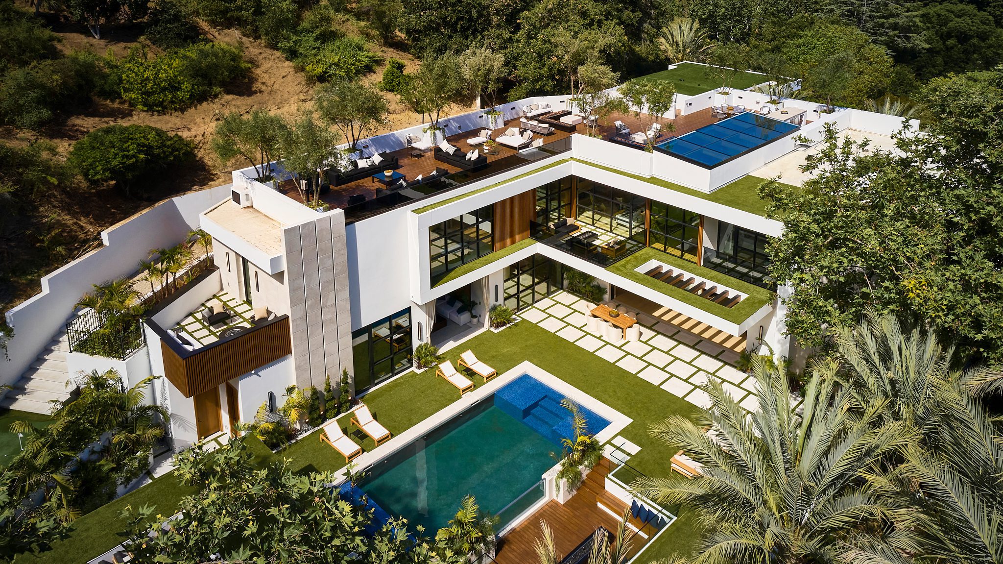 Allure Mansion
