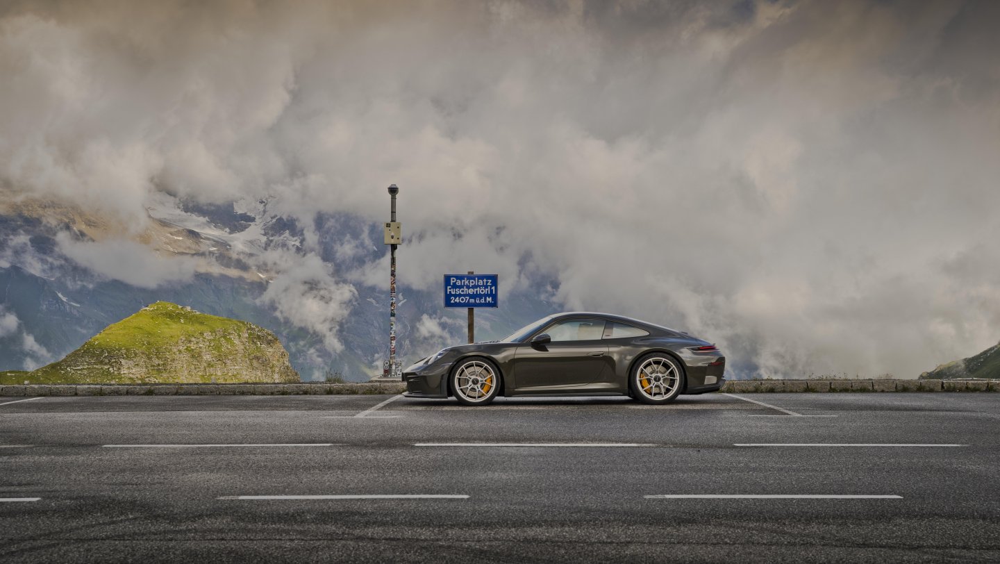 Porsche 911 GT3 Bergsport editorial image 3