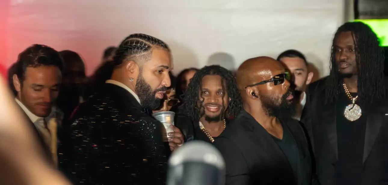 Guests gather at the entrance to Drake’s birthday celebration at Casa Cipriani.
