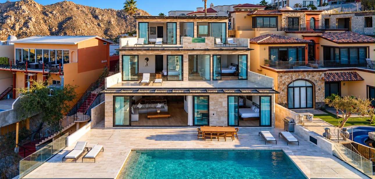 Cabo San Lucas coastal scene featured in a LAPSOFLUX luxury travel story