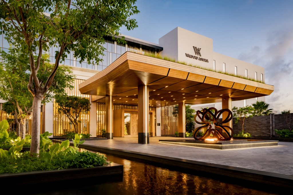 Waldorf Astoria Riviera Maya entrance at dusk